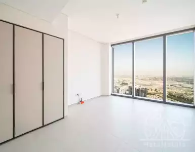 Buy in UAE for 1072805€