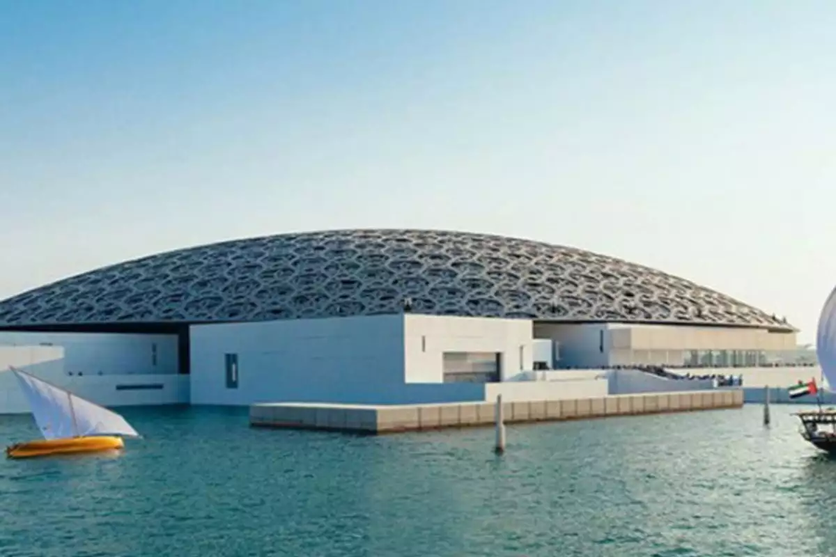 Villa 539m² in UAE, Abu Dhabi. Priced at 2096846€ rent photo-2
