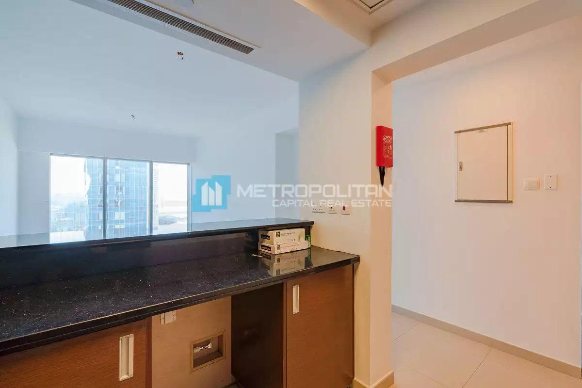 Flat 79m² in UAE, Abu Dhabi. Priced at 219437€ rent photo-4