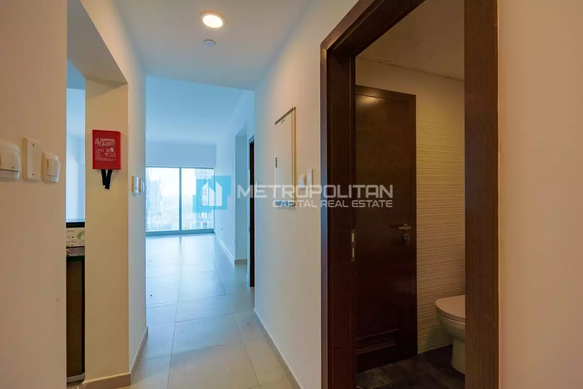Flat 79m² in UAE, Abu Dhabi. Priced at 219437€ rent photo-9