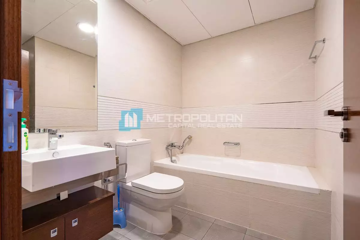 Flat 79m² in UAE, Abu Dhabi. Priced at 219437€ rent photo-10