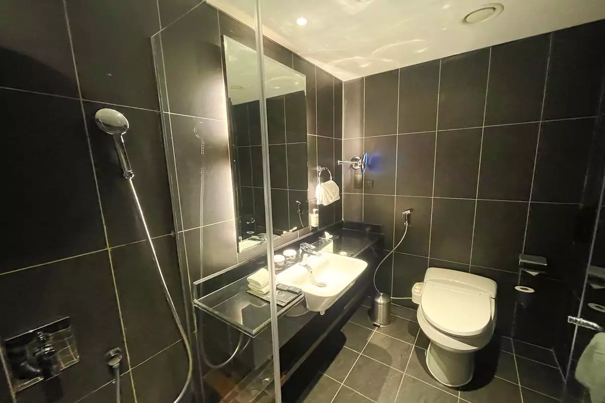 Flat 35m² in UAE, Dubai. Priced at 219437€ rent photo-9