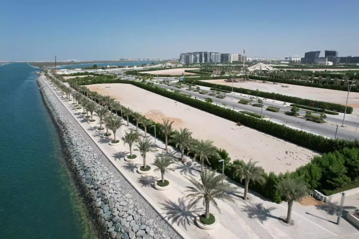 Flat 120m² in UAE, Abu Dhabi. Priced at 416474€ rent photo-14