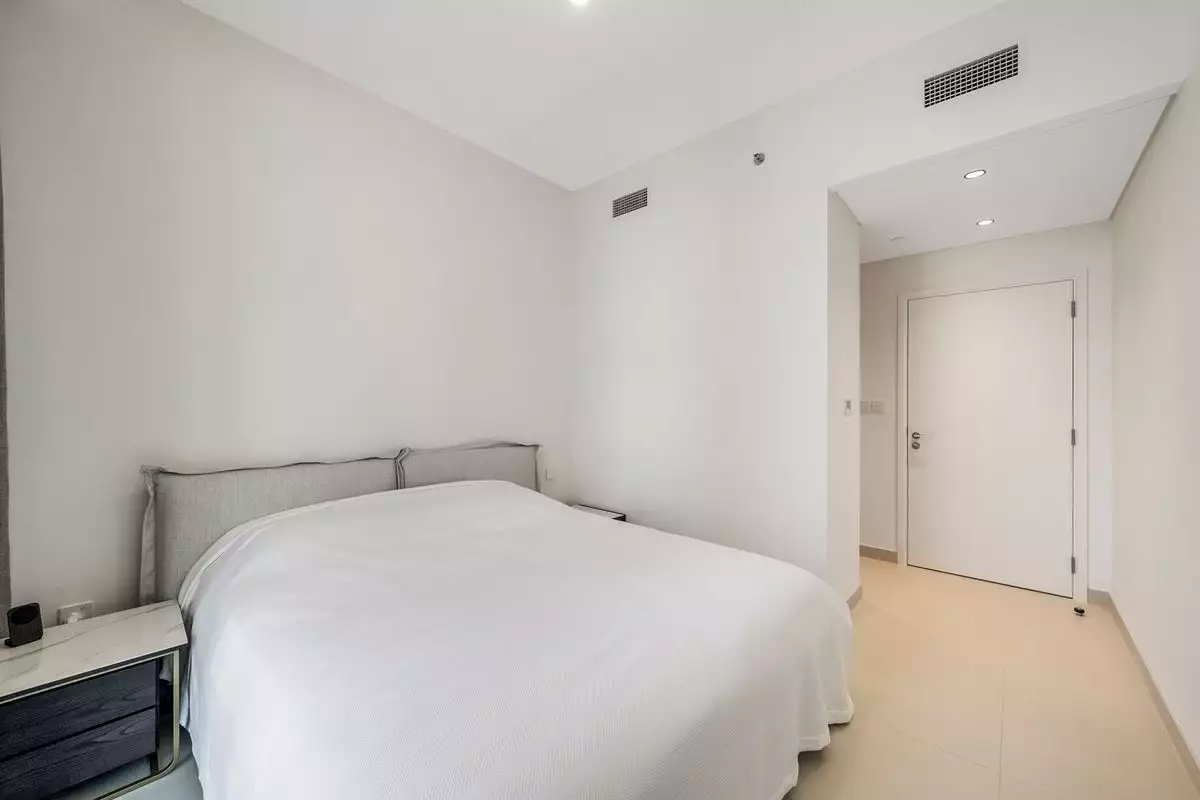Flat 99m² in UAE, Dubai. Priced at 729020€ rent photo-13