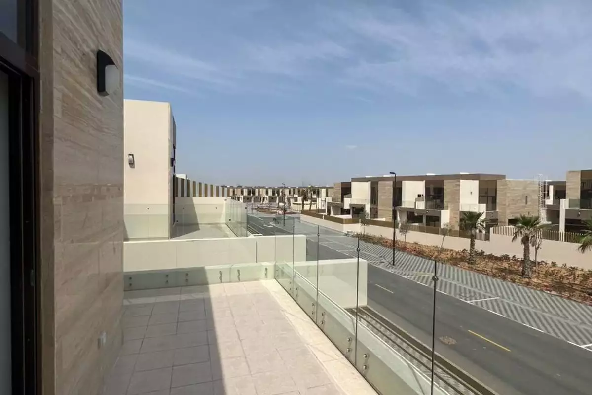 Townhouse 294m² in UAE, Dubai. Priced at 1048423€ rent photo-10