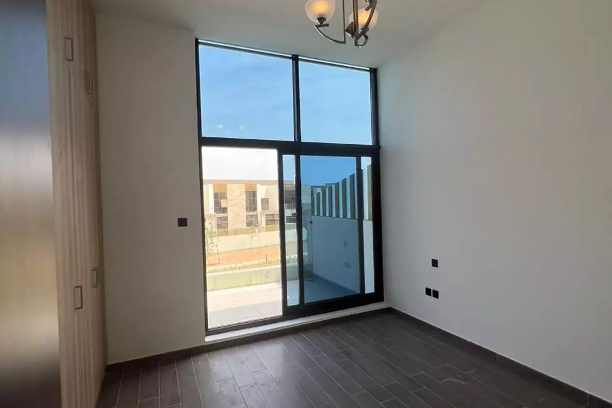 Townhouse 294m² in UAE, Dubai. Priced at 1048423€ rent photo-18