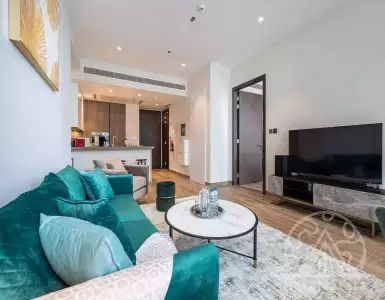 Buy in UAE for 596138€