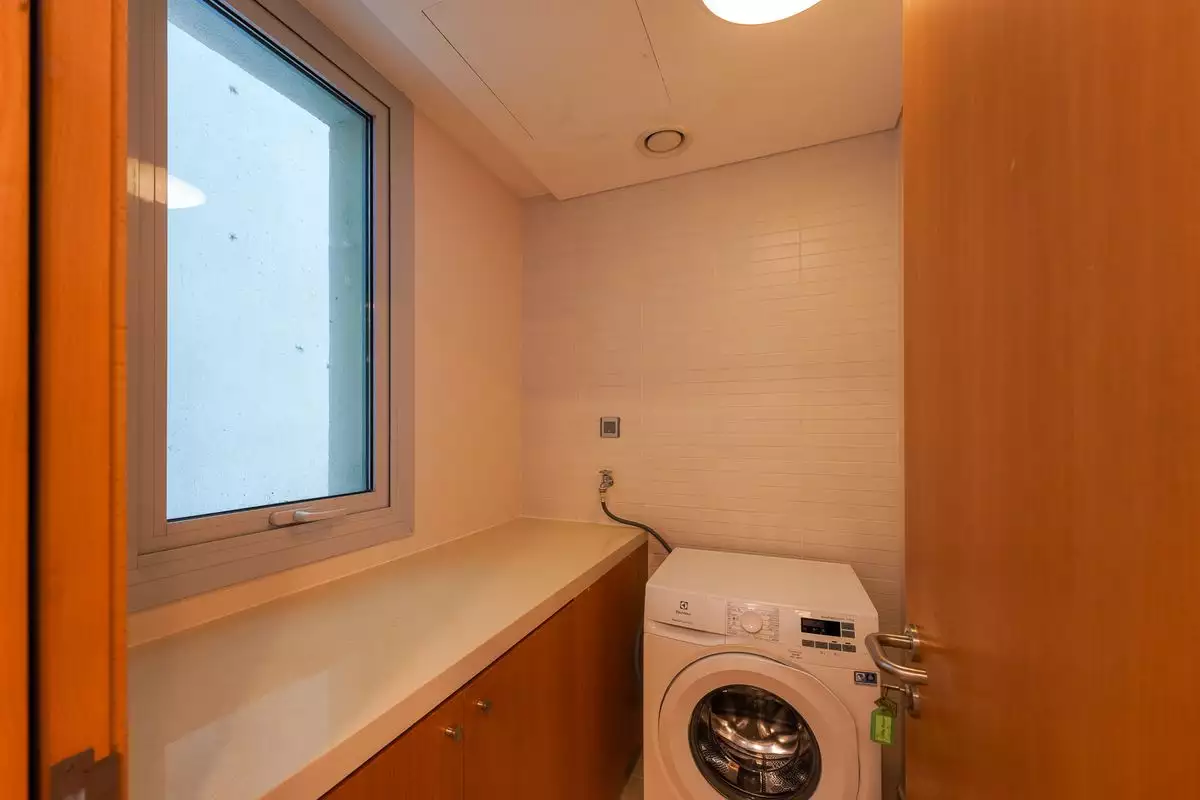 Flat 166m² in UAE, Abu Dhabi. Priced at 682694€ rent photo-8