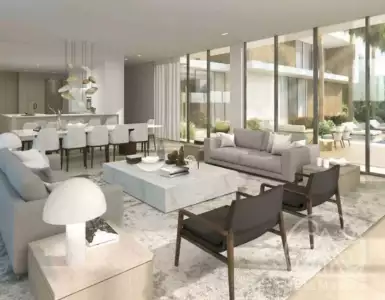 Buy in UAE for 465987€