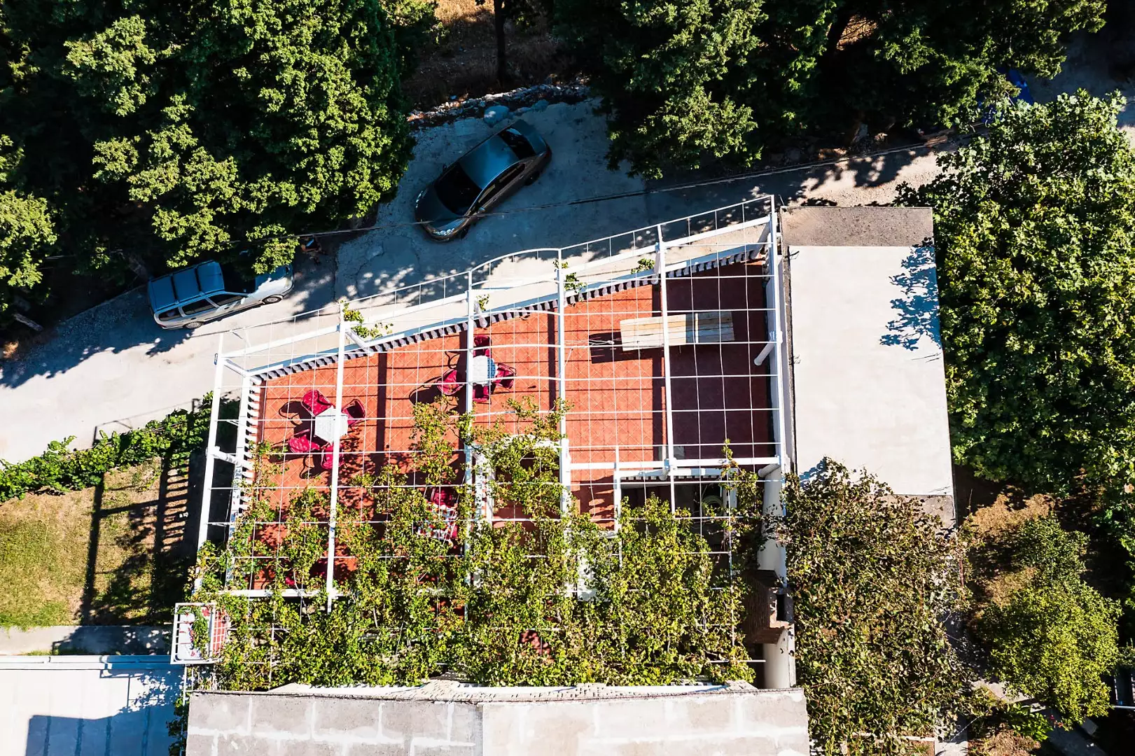 Flat 360m² in Montenegro, Sutomore. Priced at 530000€ rent photo-3