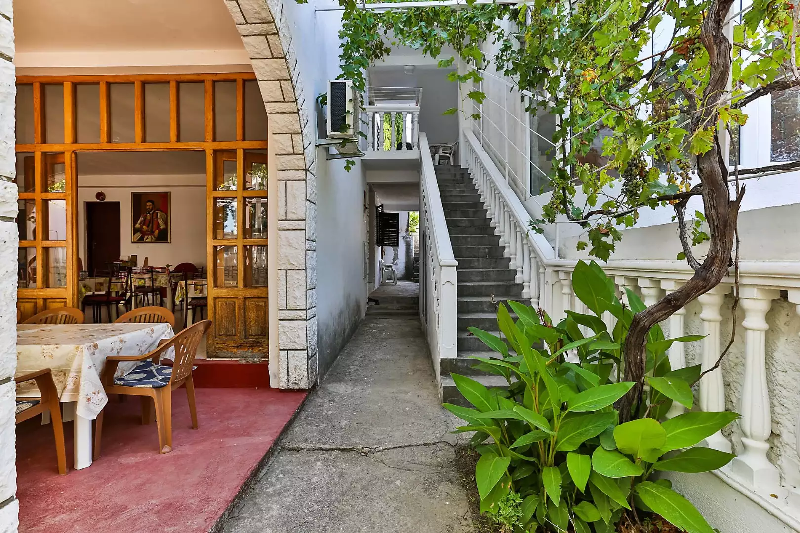 Flat 360m² in Montenegro, Sutomore. Priced at 530000€ rent photo-8