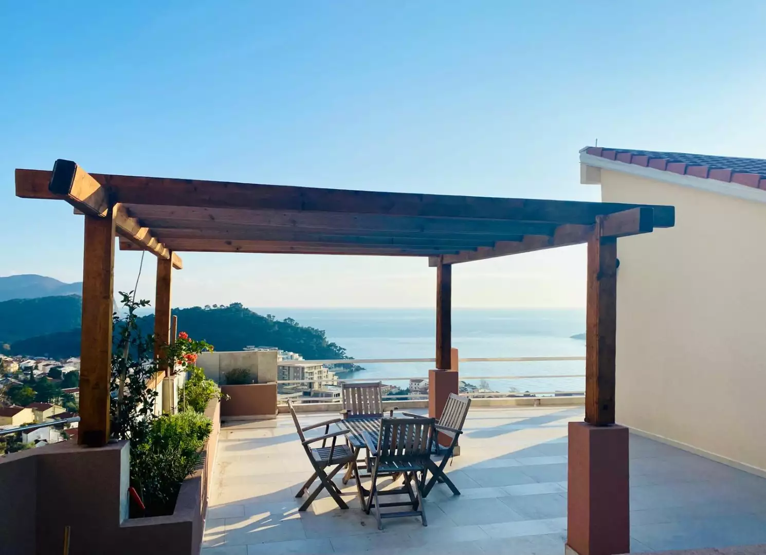 House 199m² in Montenegro, Petrovac. Priced at 320000€ rent photo-5