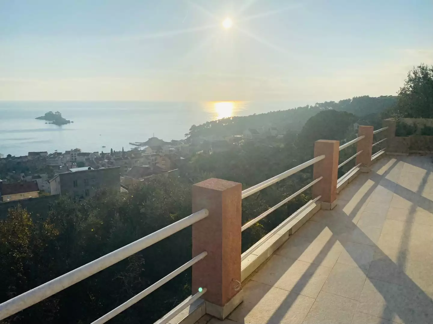 House 199m² in Montenegro, Petrovac. Priced at 320000€ rent photo-17