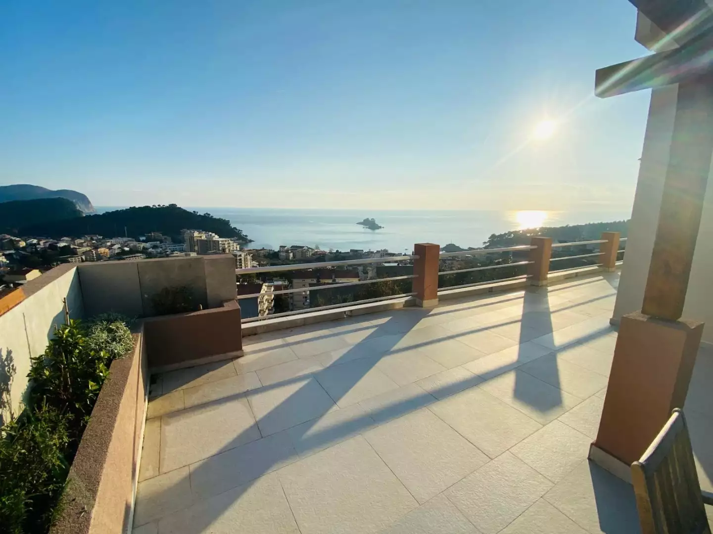 House 199m² in Montenegro, Petrovac. Priced at 320000€ rent photo-27