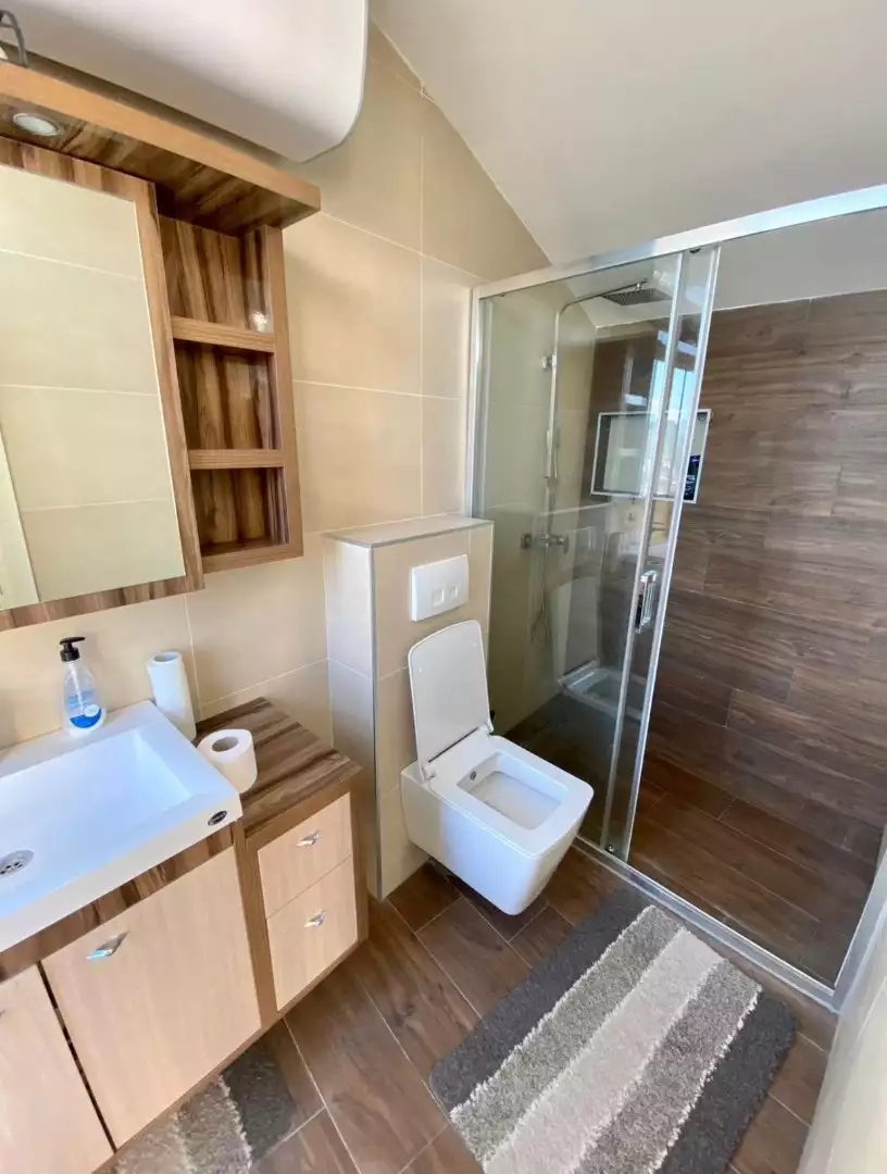 House 199m² in Montenegro, Petrovac. Priced at 320000€ rent photo-31