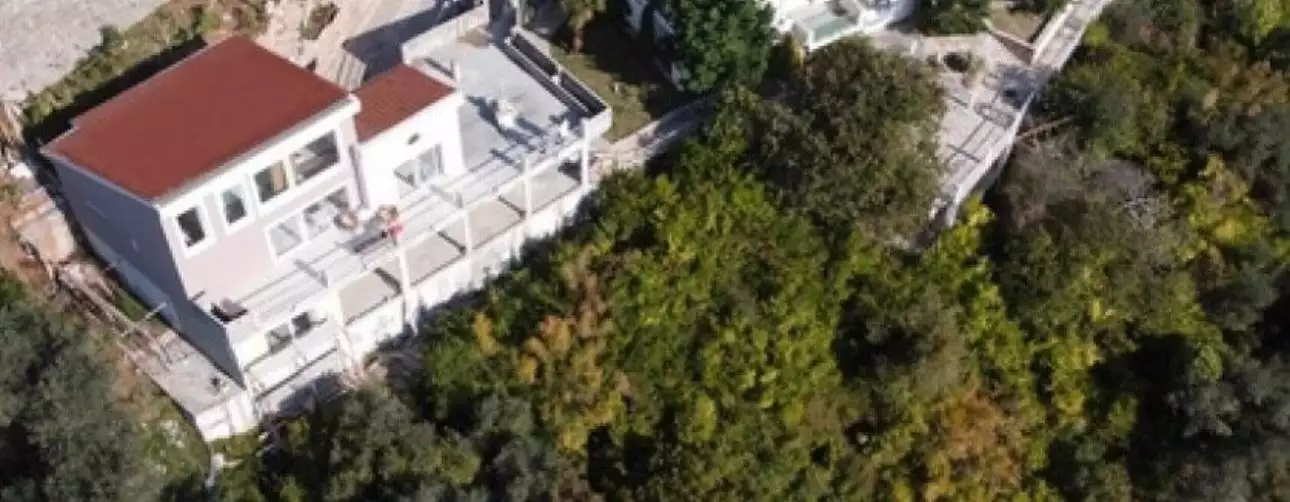 House 199m² in Montenegro, Petrovac. Priced at 320000€ rent photo-33