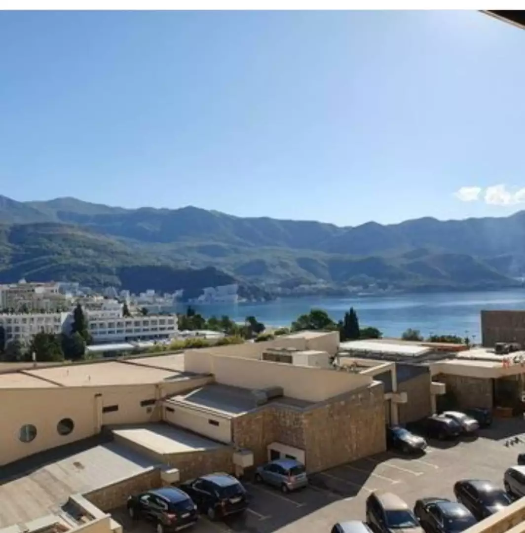 Flat 86m² in Montenegro, Becici. Priced at 350000€ rent photo-1