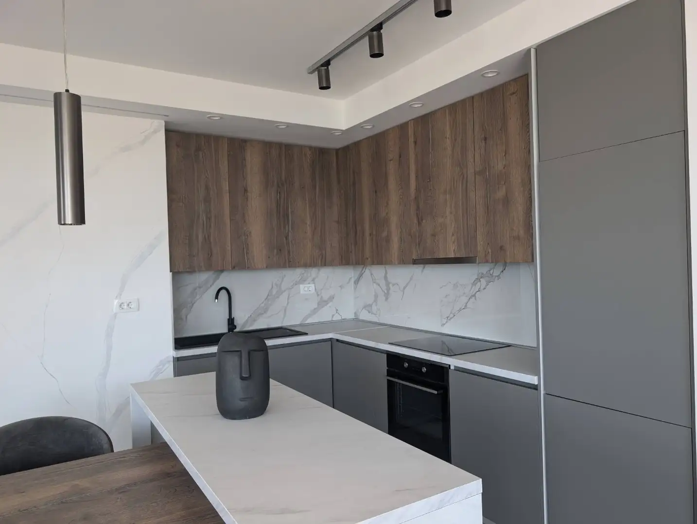 Flat 90m² in Montenegro, Rafailovici. Priced at 380000€ rent photo-17