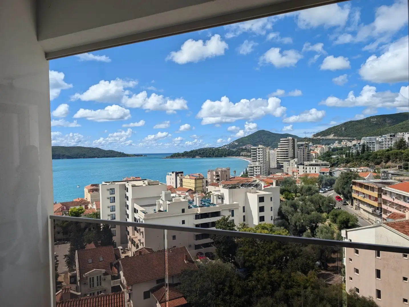 Flat 90m² in Montenegro, Rafailovici. Priced at 380000€ rent photo-19