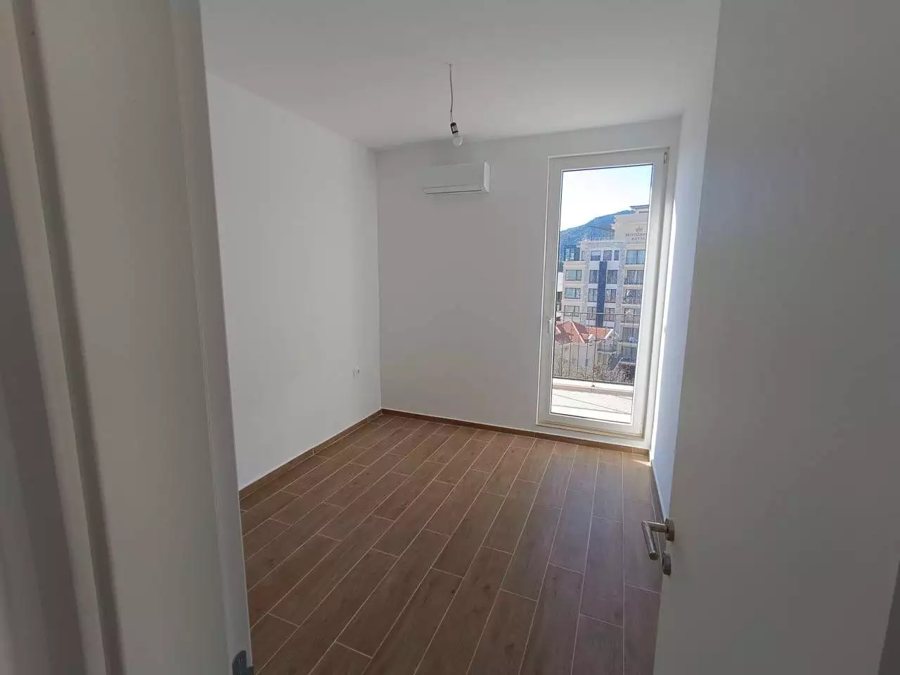 Flat 85m² in Montenegro, Becici. Priced at 250000€ rent photo-6