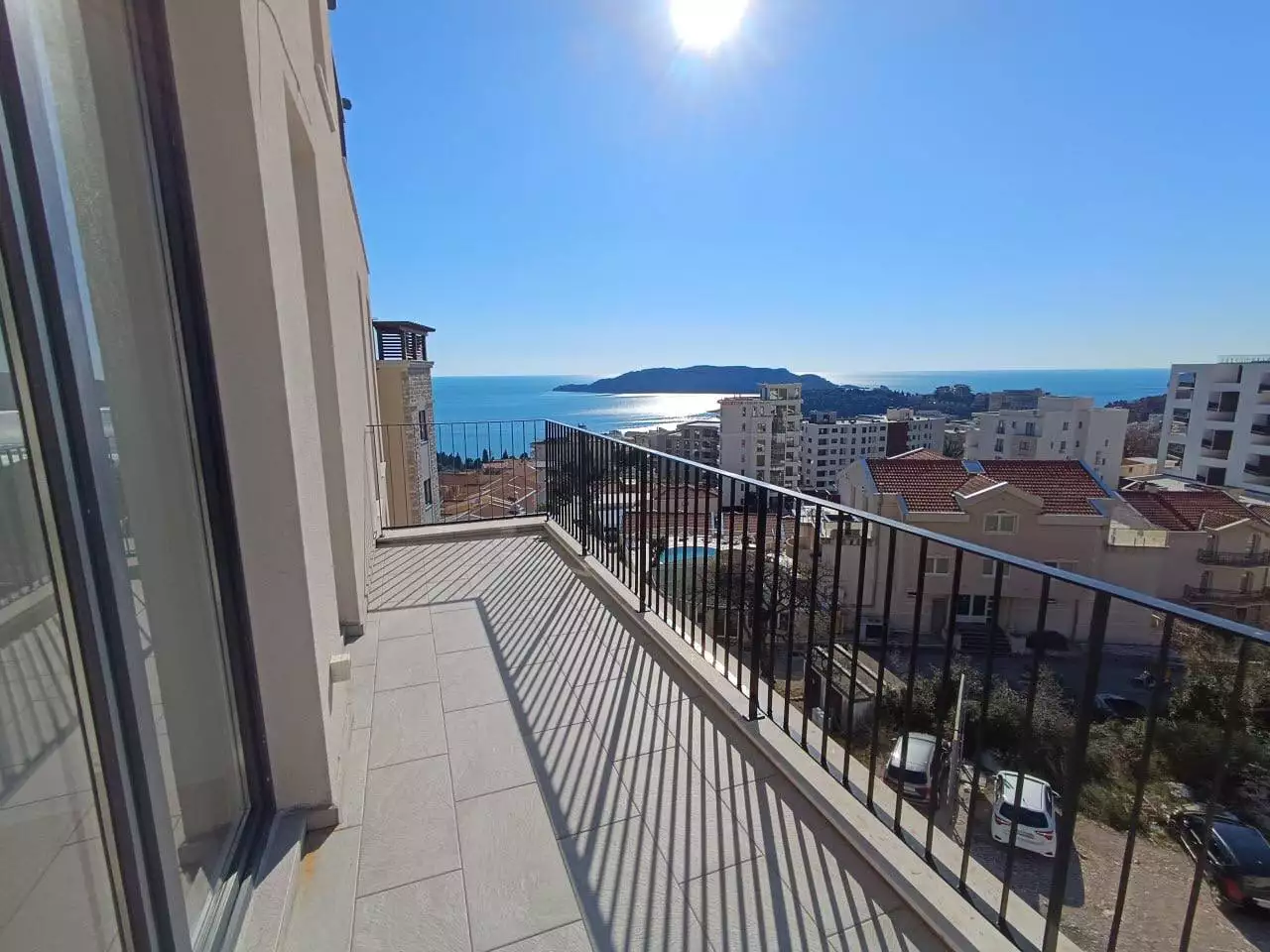 Flat 85m² in Montenegro, Becici. Priced at 250000€ rent photo-7