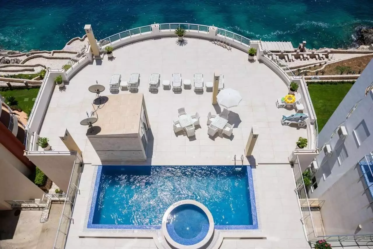 Flat 106m² in Montenegro, Dobra Voda. Priced at 330000€ rent photo-3