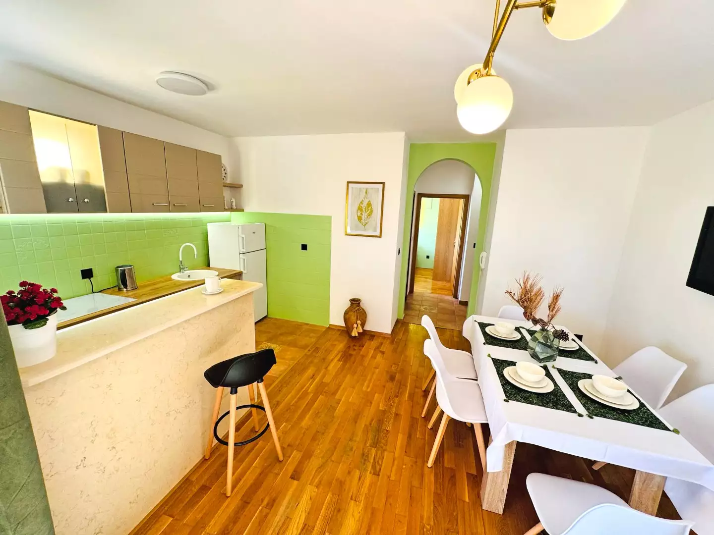 Flat 167m² in Montenegro, Petrovac. Priced at 248000€ rent photo-17