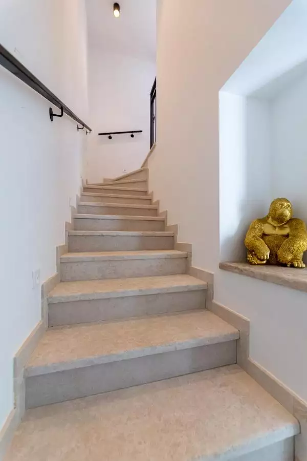 House 200m² in Croatia, Krka. Priced at 1150000€ rent photo-28