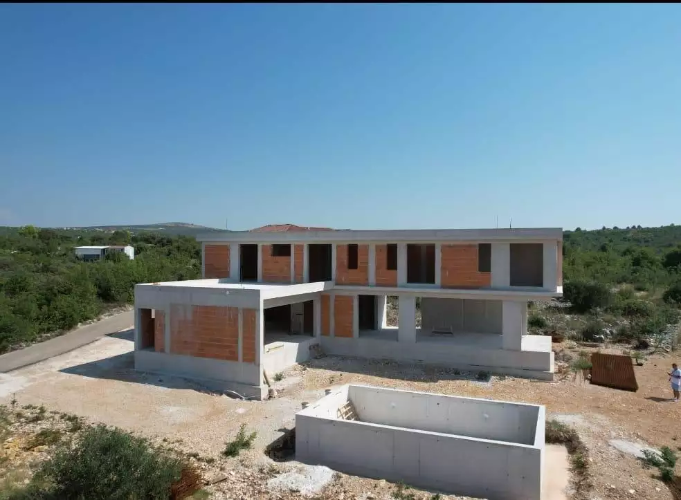 Villa 310m² in Croatia, Rogoznica. Priced at 600000€ rent photo-2