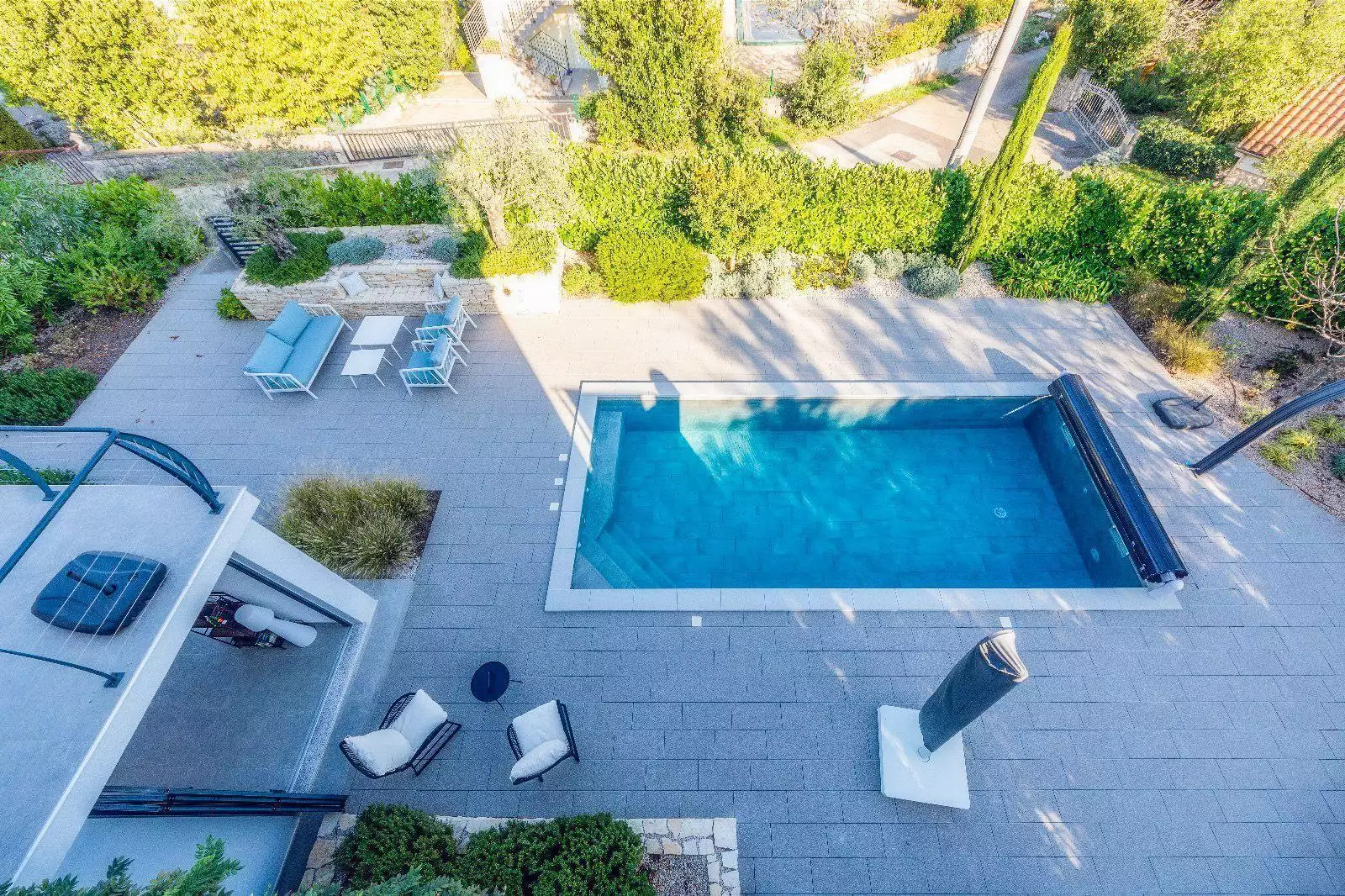 Villa 300m² in Croatia, Dobrinj. Priced at 1020000€ rent photo-3