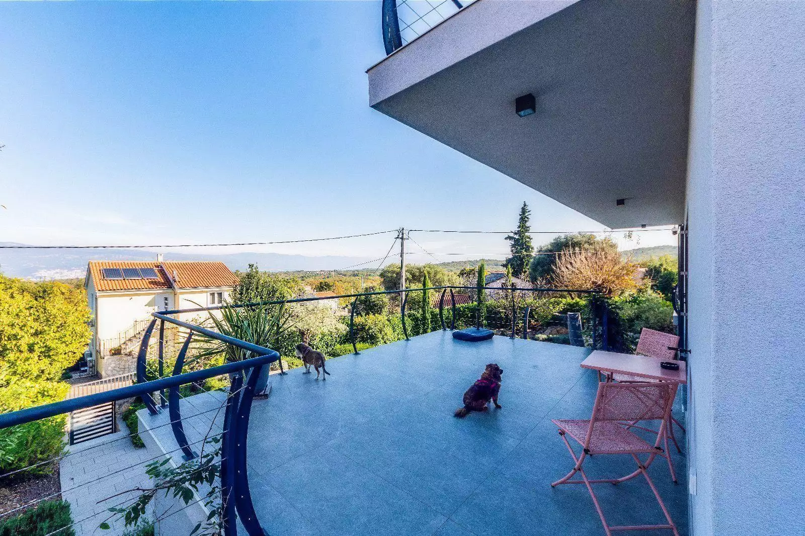 Villa 300m² in Croatia, Dobrinj. Priced at 1020000€ rent photo-7