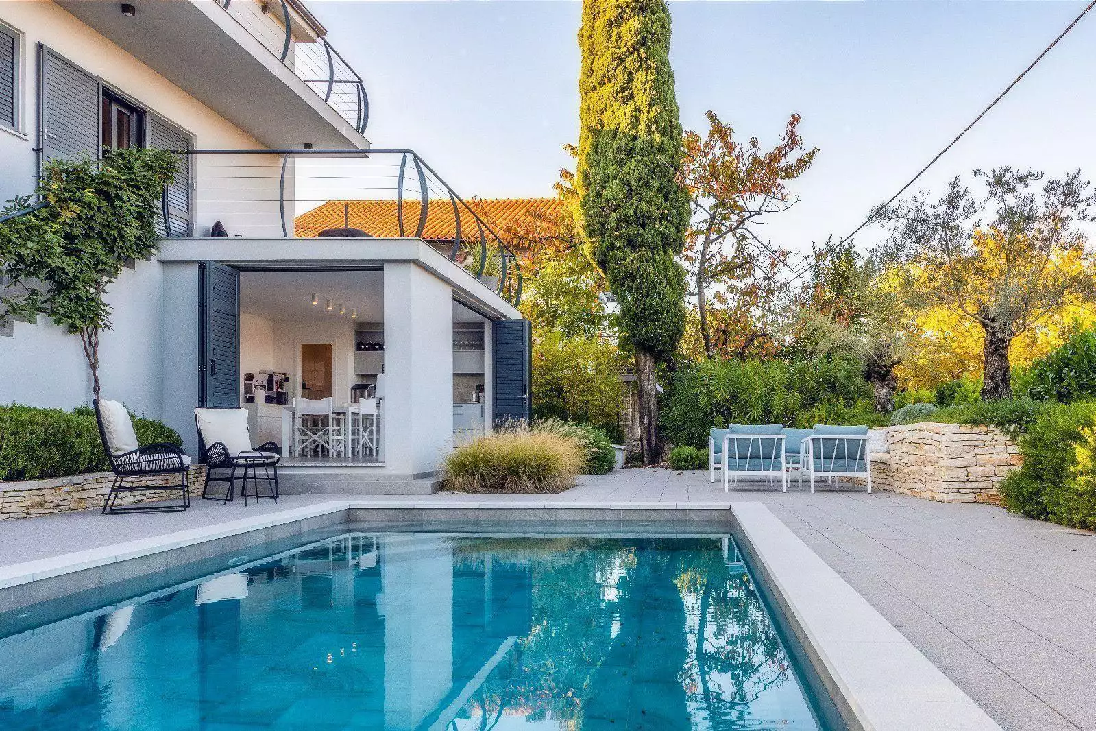 Villa 300m² in Croatia, Dobrinj. Priced at 1020000€ rent photo-1