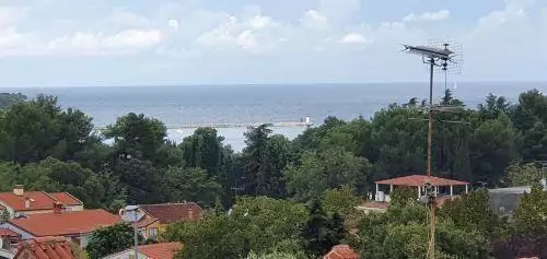 Hotels 523m² in Croatia, Porec. Priced at 1350000€ rent photo-1