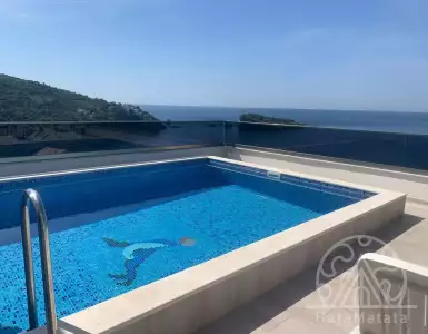 Buy in Montenegro for 100000€