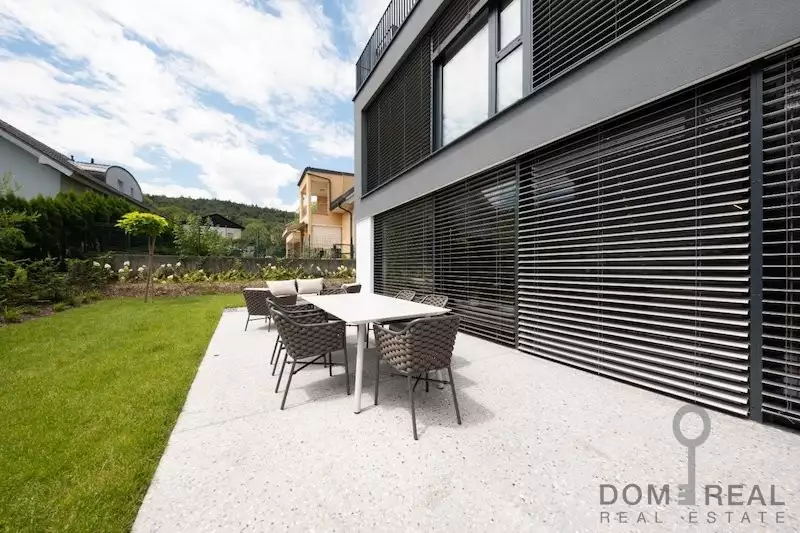House 183m² in Slovenia, Siska. Priced at 1300000€ rent photo-7