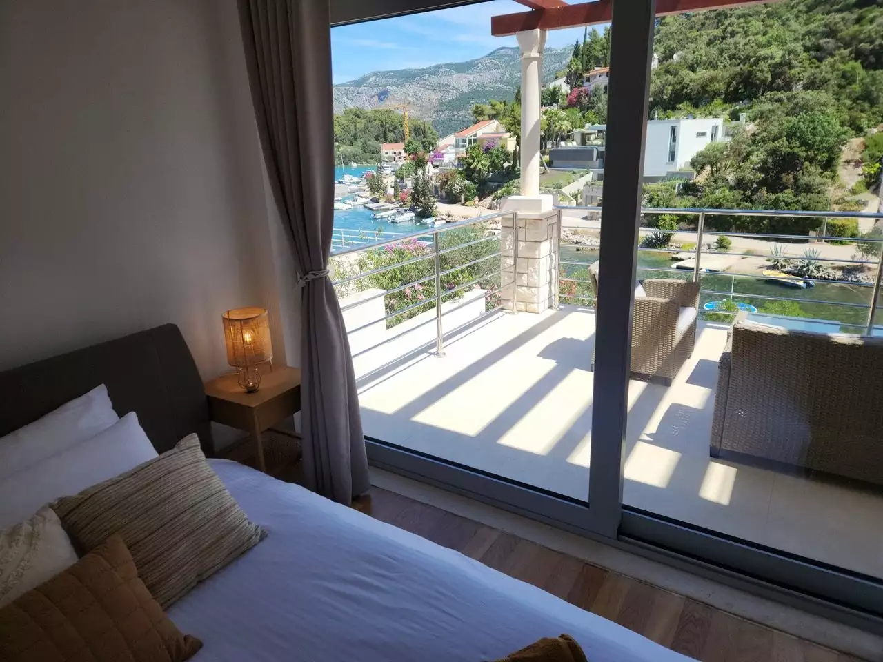 House 280m² in Croatia, Korcula. Priced at 1250000€ rent photo-7