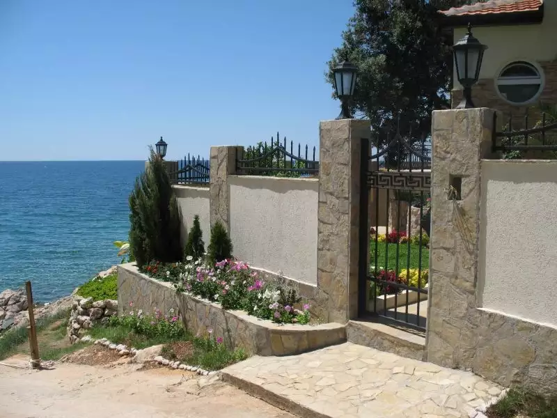 House 497m² in Montenegro, Utjeha. Priced at 1250000€ rent photo-16