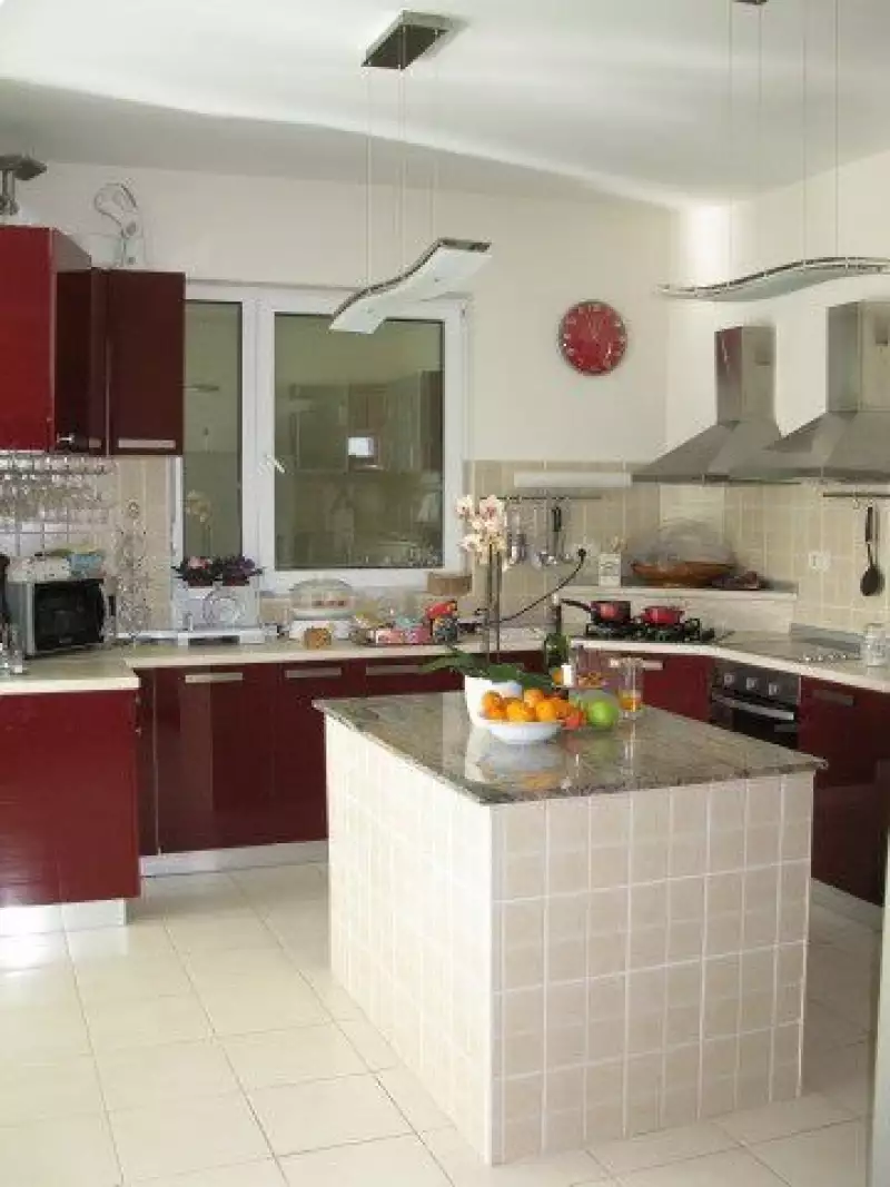 House 497m² in Montenegro, Utjeha. Priced at 1250000€ rent photo-22
