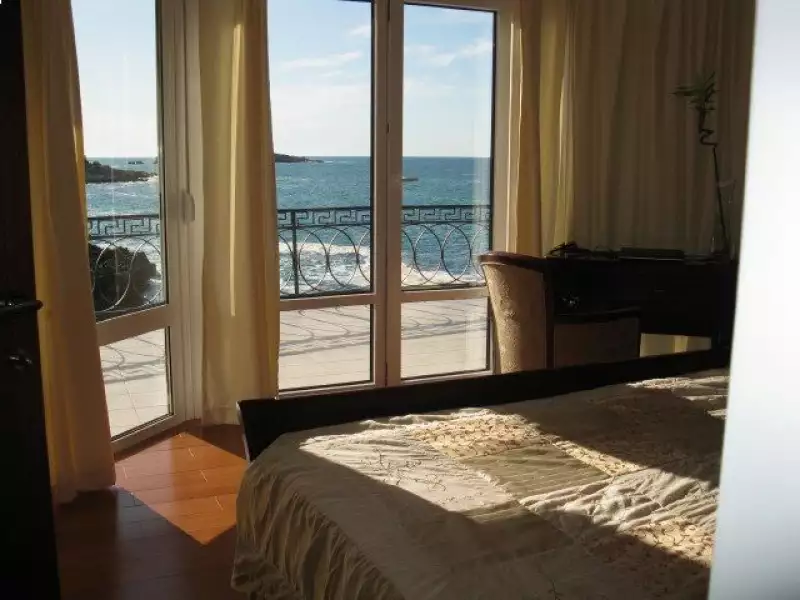 House 497m² in Montenegro, Utjeha. Priced at 1250000€ rent photo-32