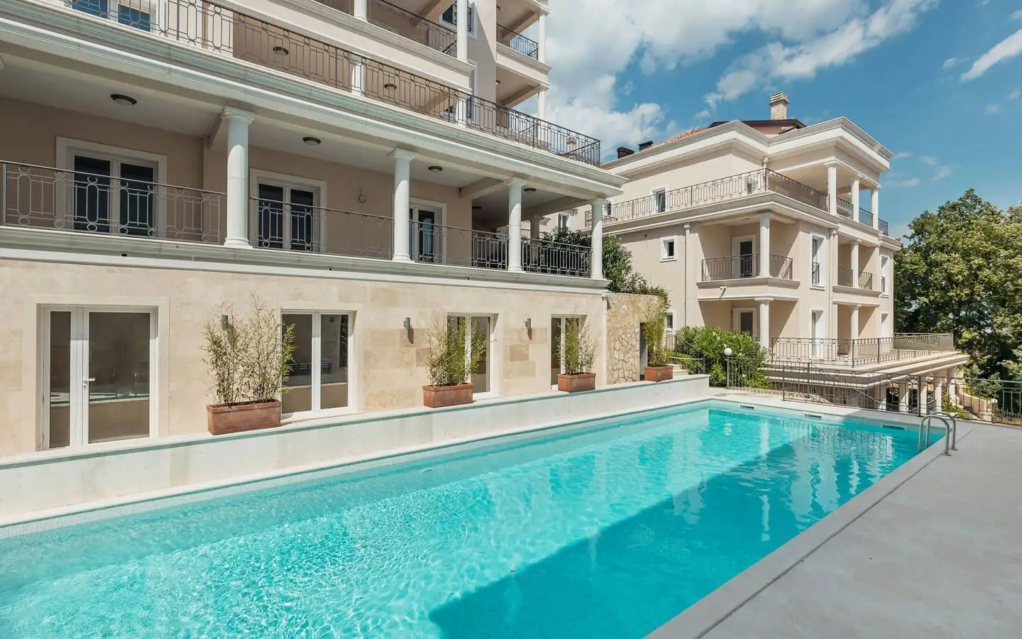 Flat 133m² in Montenegro, Kumbor. Priced at 480000€ rent photo-6