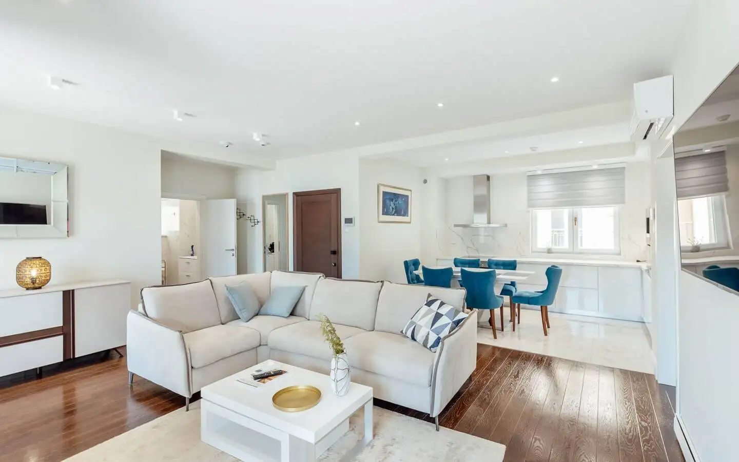 Flat 133m² in Montenegro, Kumbor. Priced at 480000€ rent photo-15