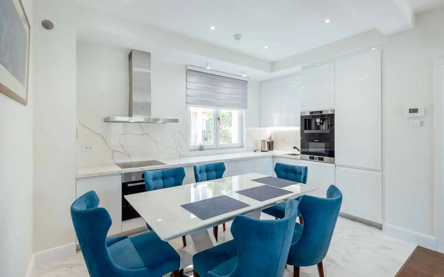 Flat 133m² in Montenegro, Kumbor. Priced at 480000€ rent photo-23