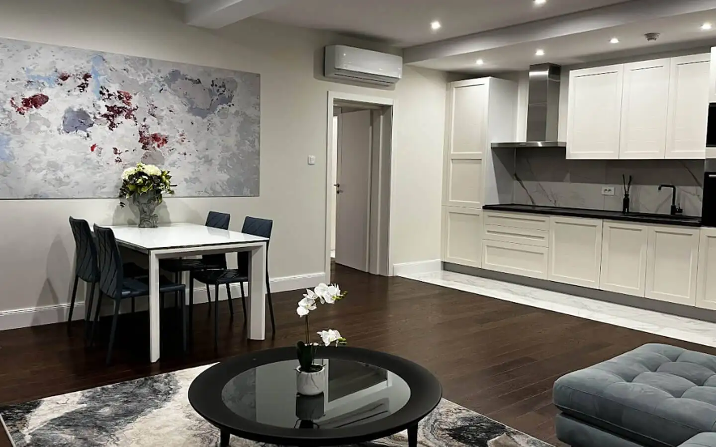 Flat 133m² in Montenegro, Kumbor. Priced at 480000€ rent photo-32