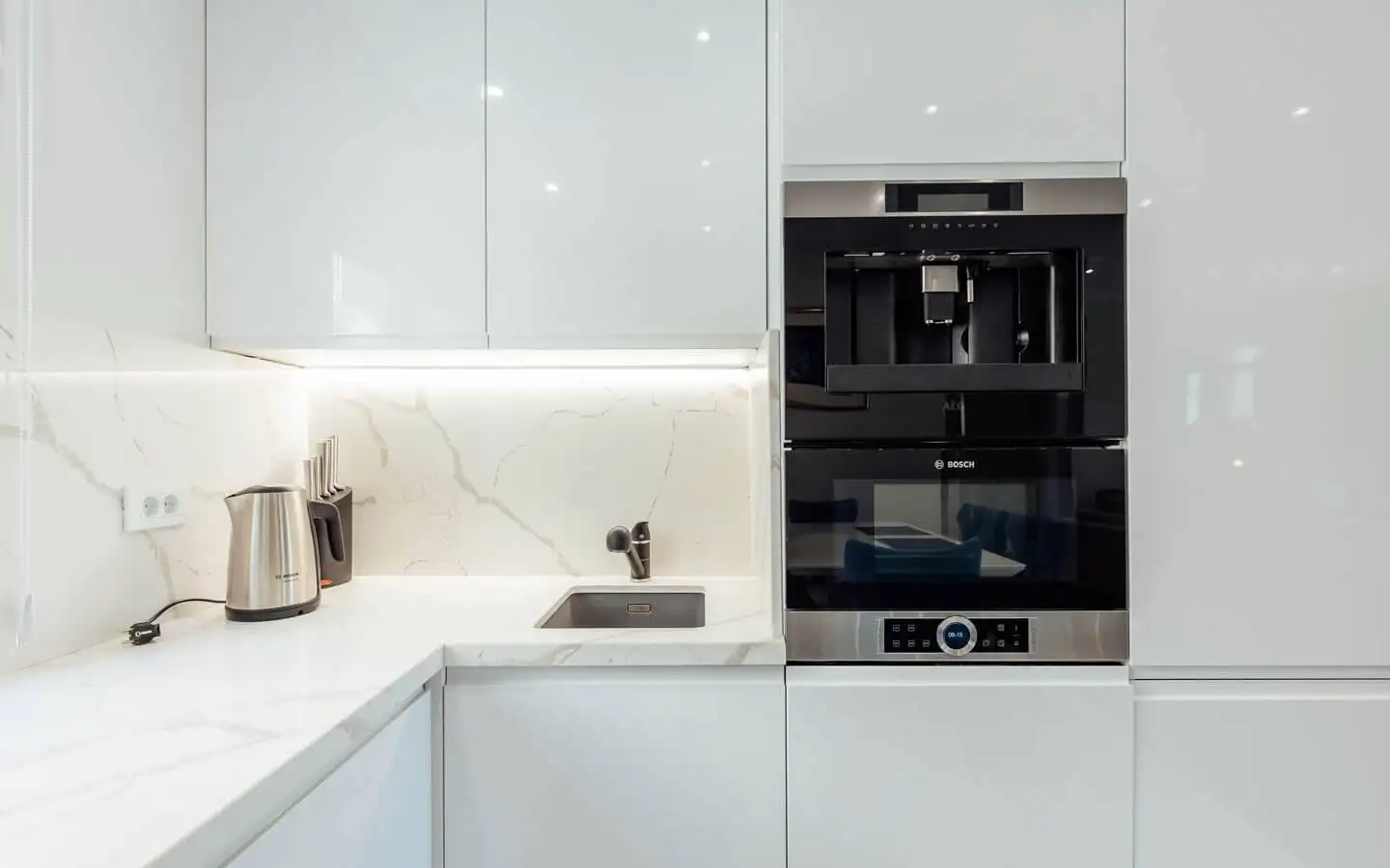 Flat 133m² in Montenegro, Kumbor. Priced at 480000€ rent photo-36