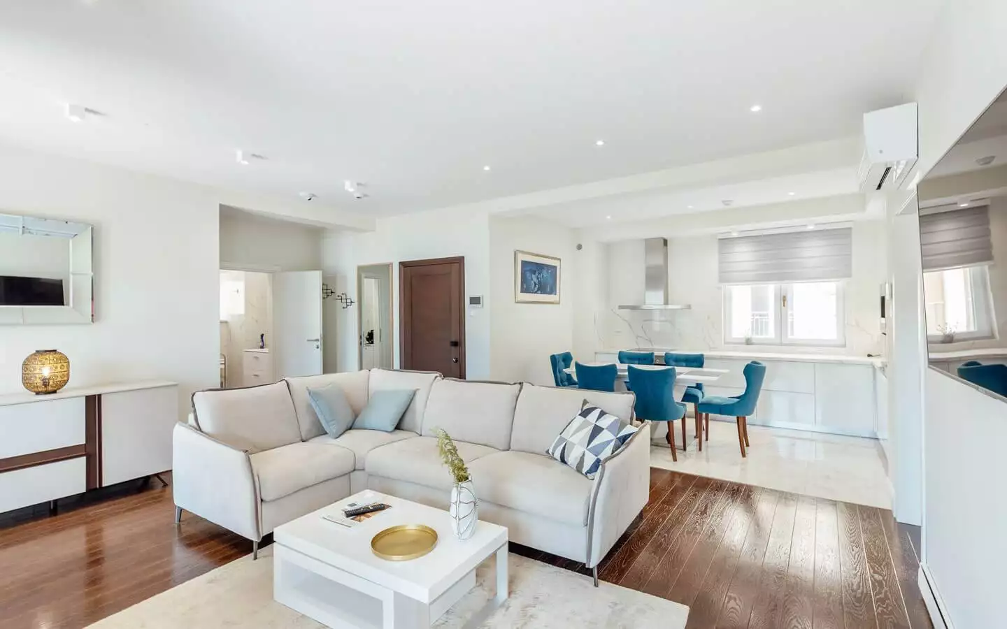 Flat 133m² in Montenegro, Kumbor. Priced at 480000€ rent photo-15