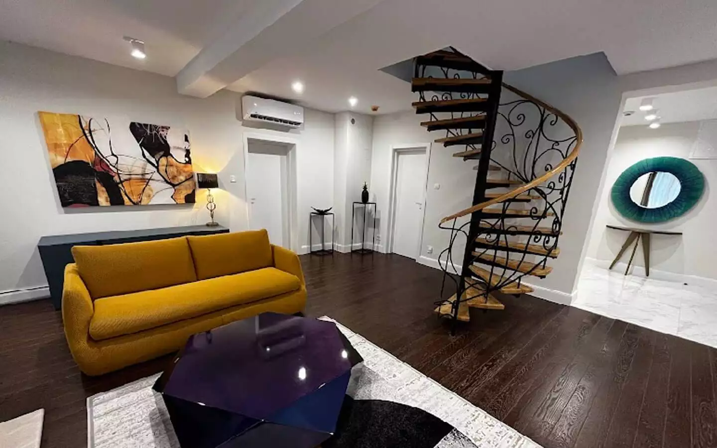 Flat 133m² in Montenegro, Kumbor. Priced at 480000€ rent photo-28