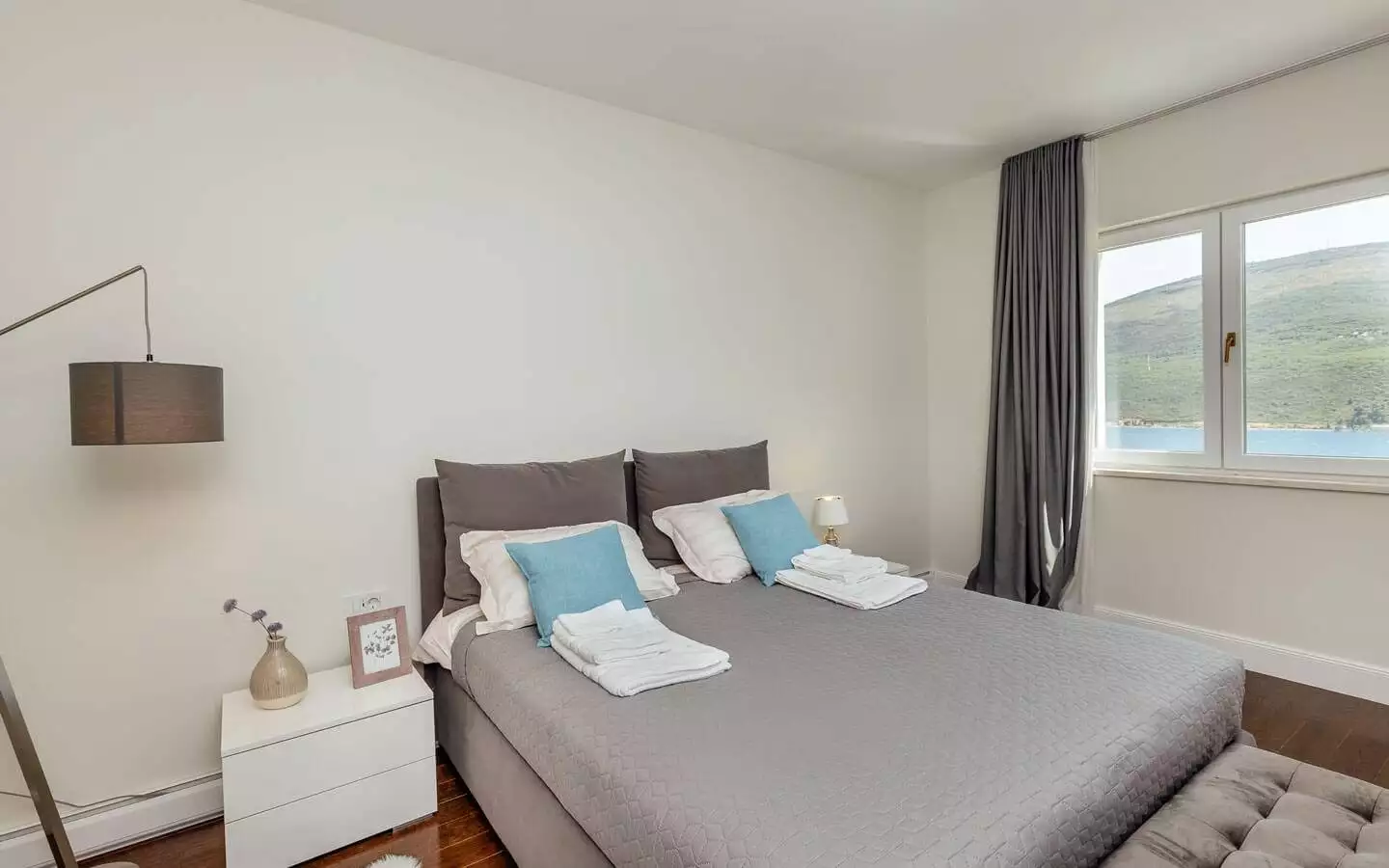 Flat 133m² in Montenegro, Kumbor. Priced at 480000€ rent photo-39
