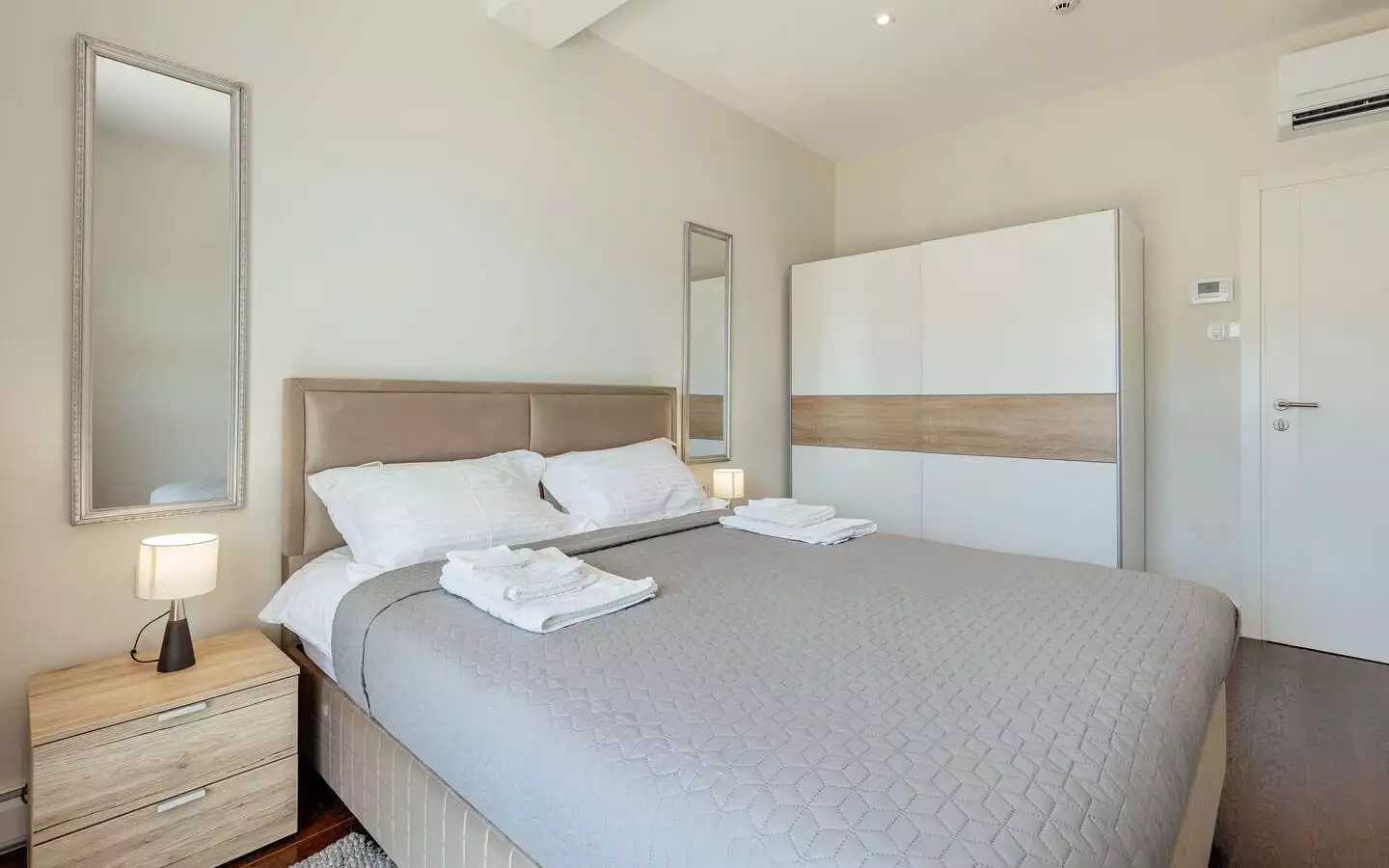 Flat 1796m² in Montenegro, Kumbor. Priced at 600000€ rent photo-35