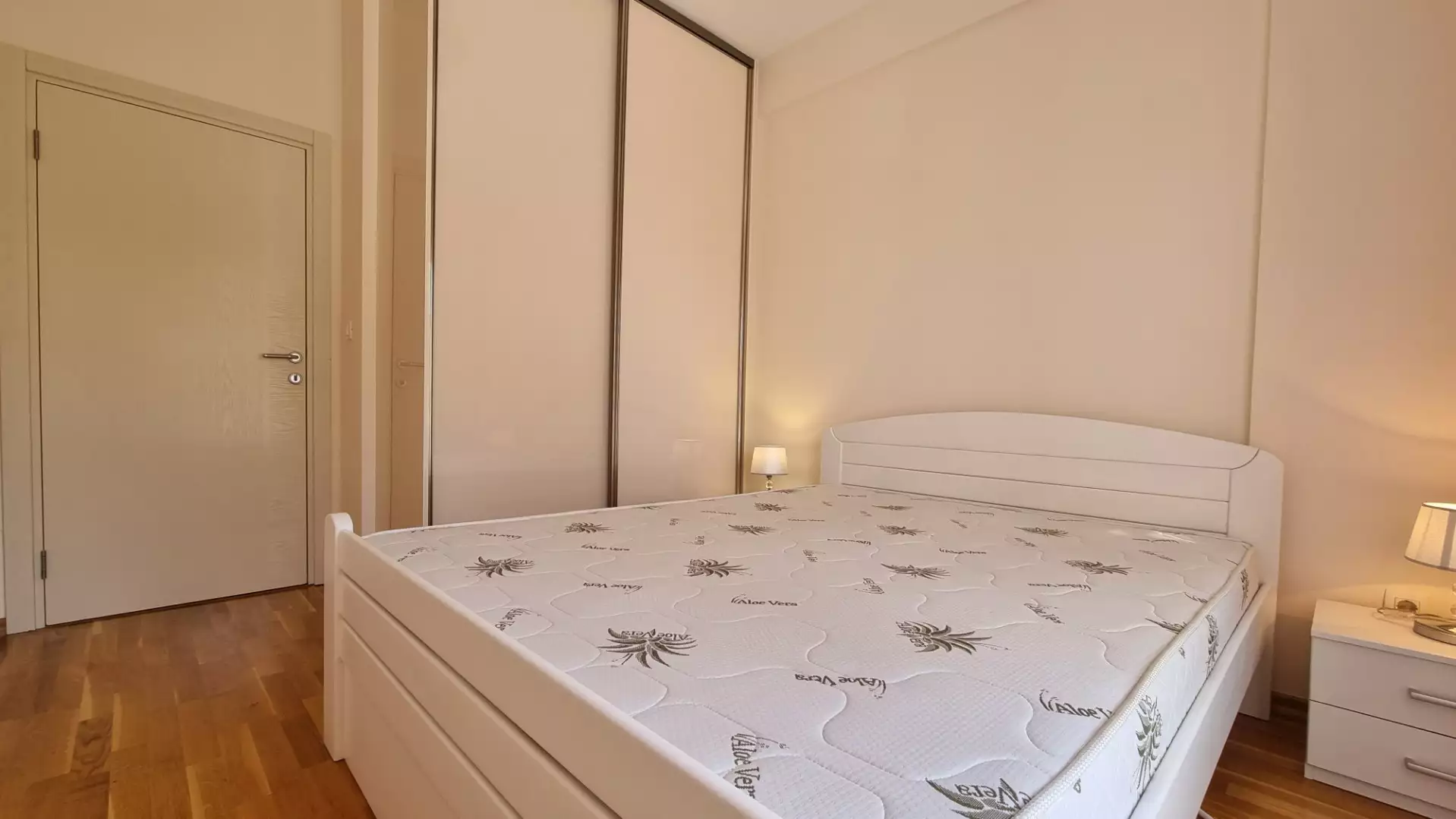 Flat 51m² in Montenegro, Budva. Priced at 158000€ rent photo-7
