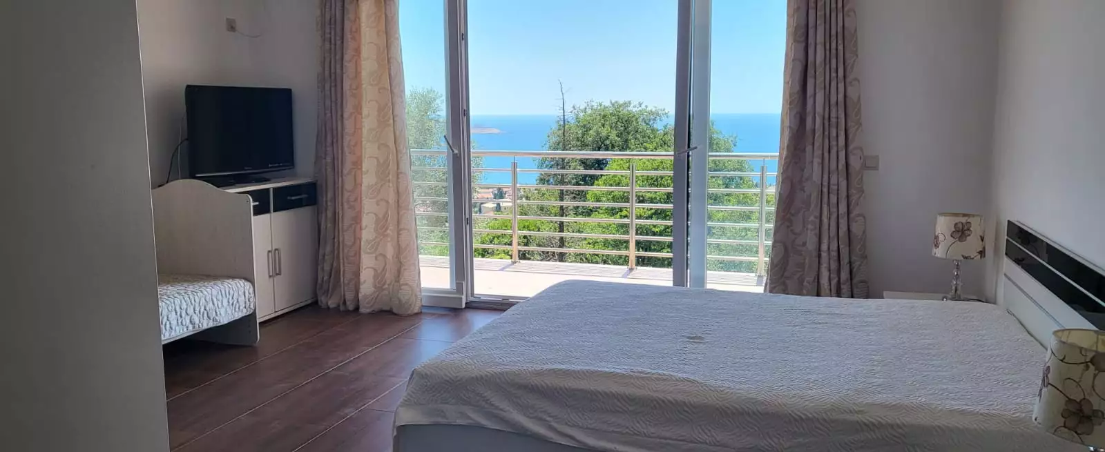 House 310m² in Montenegro, Bar. Priced at 420000€ rent photo-11